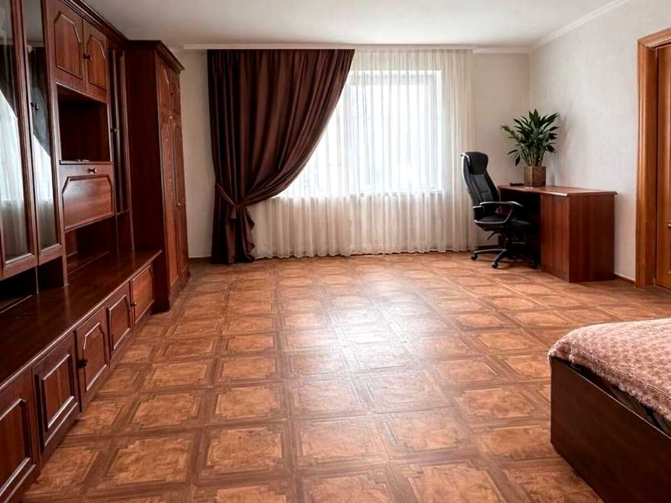 1869052497474412