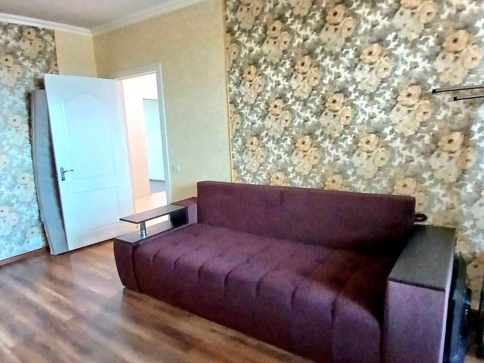 1869061016160958