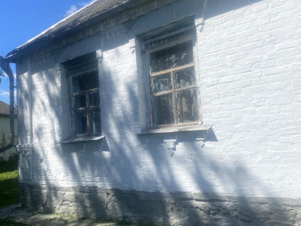1869061956225430