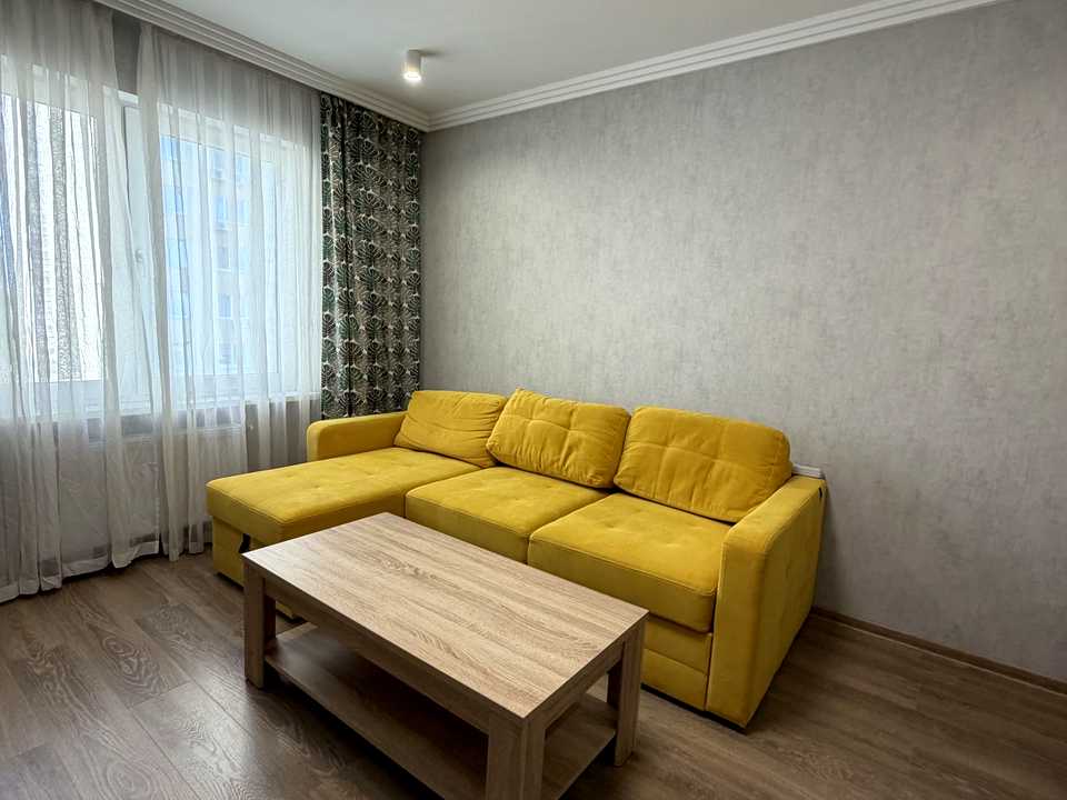 1869077340308373