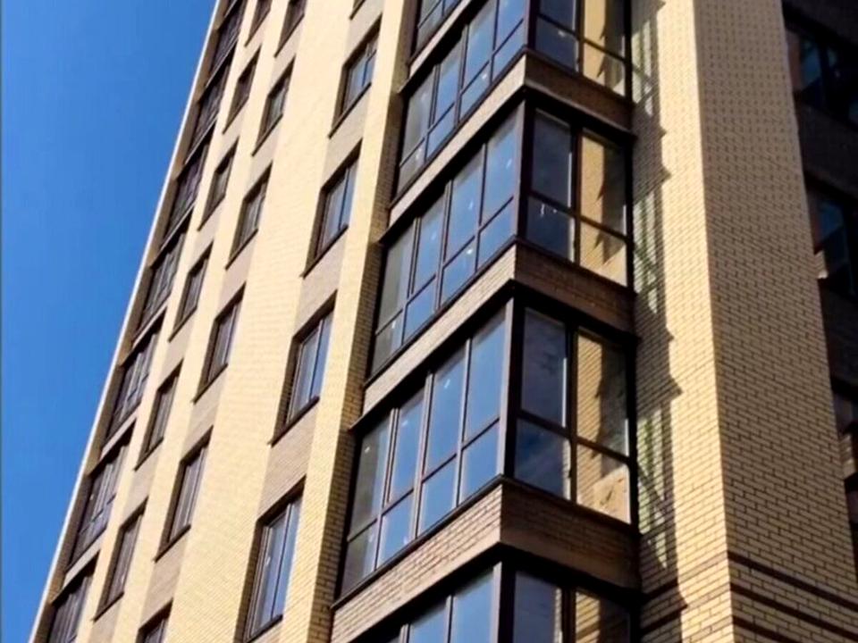 1869158830240170