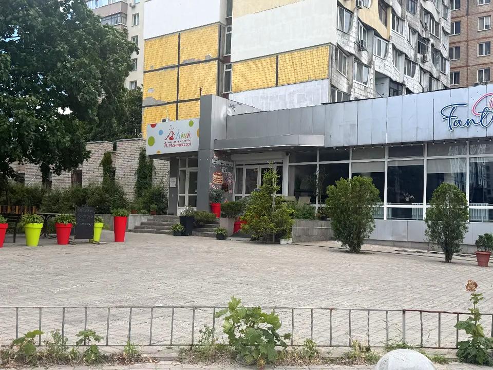 1869331004105081