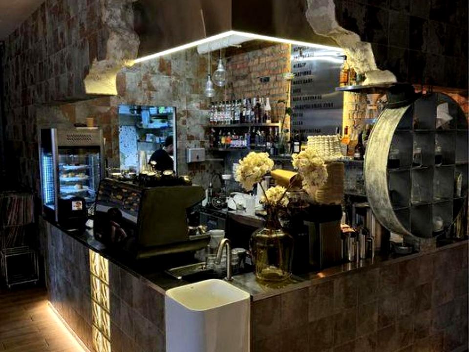 1869420339558737