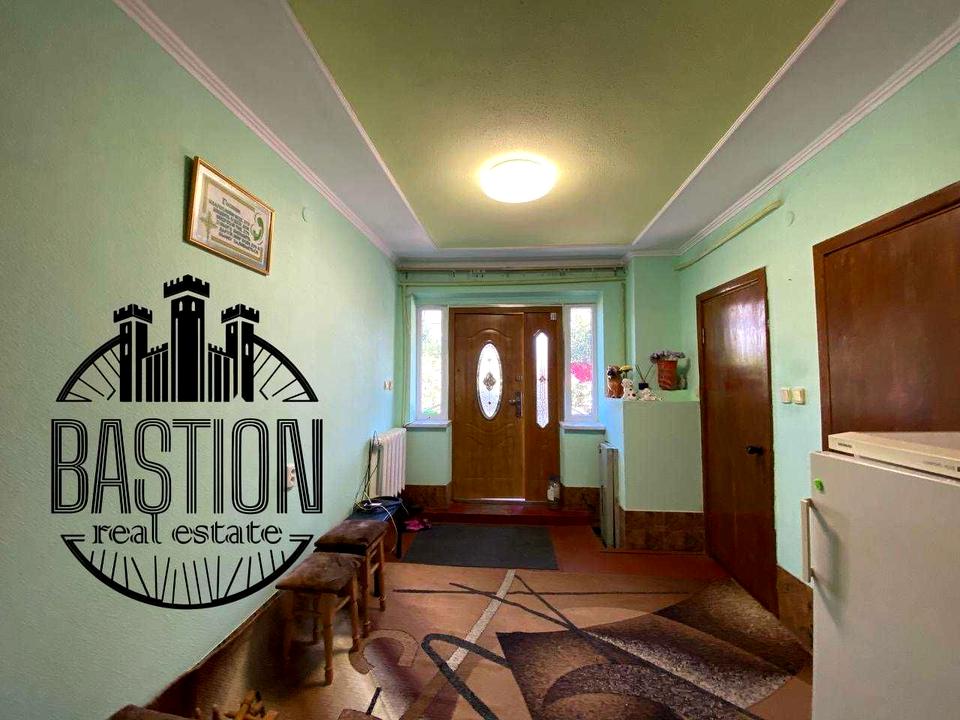 1869603598302028.jpg