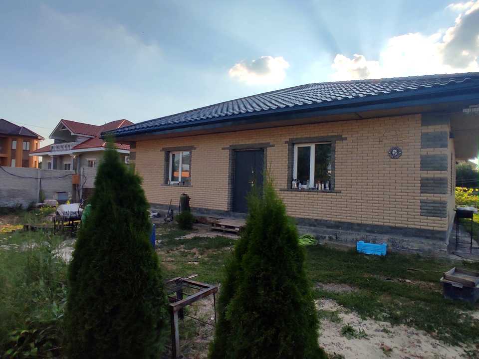 1869690645672821