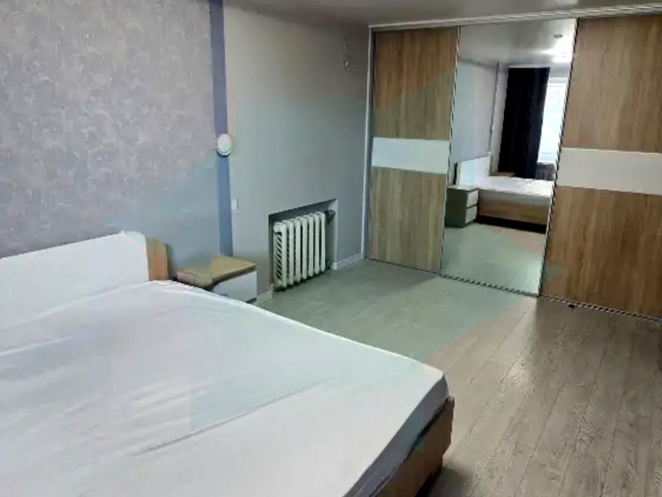 1869694938537971