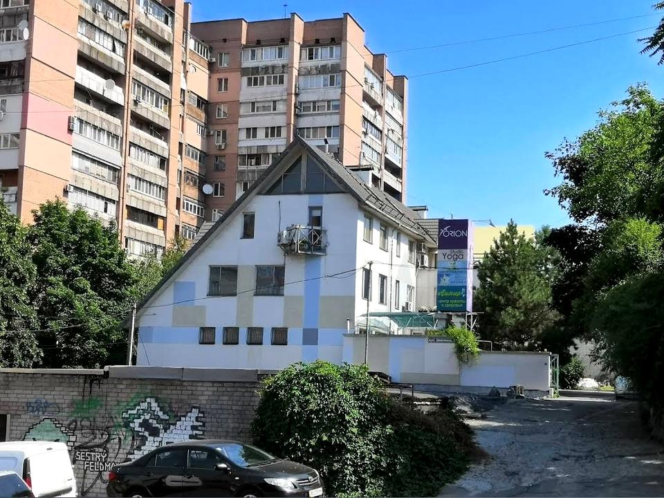 1869760249155951