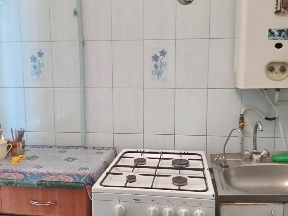 1869785883976128
