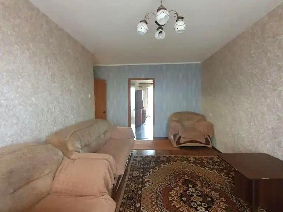 1869798833997437