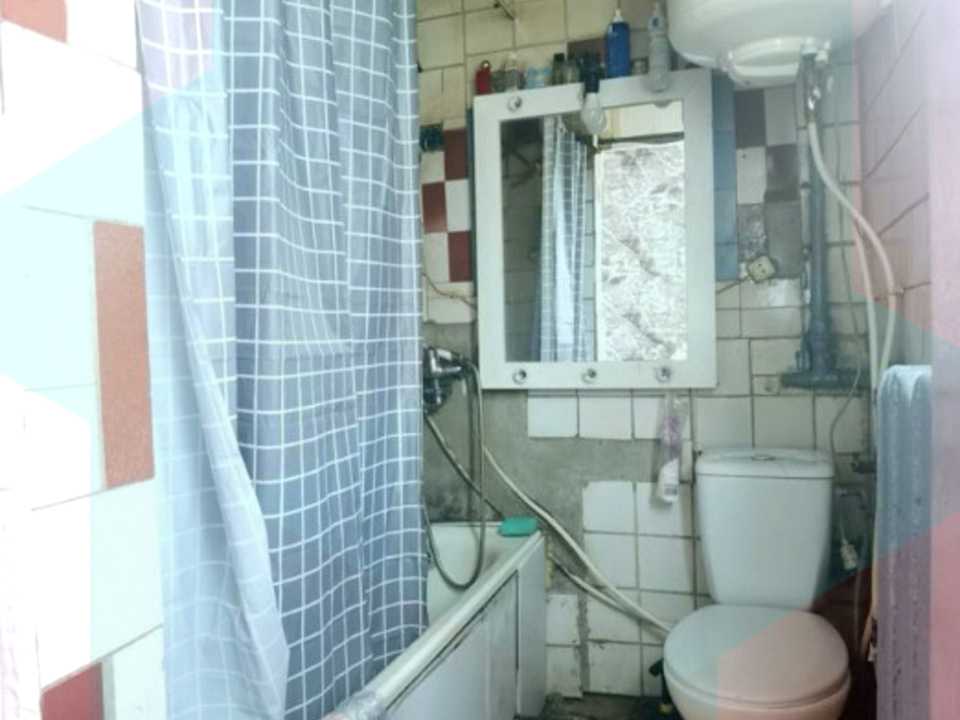 1869871150548863