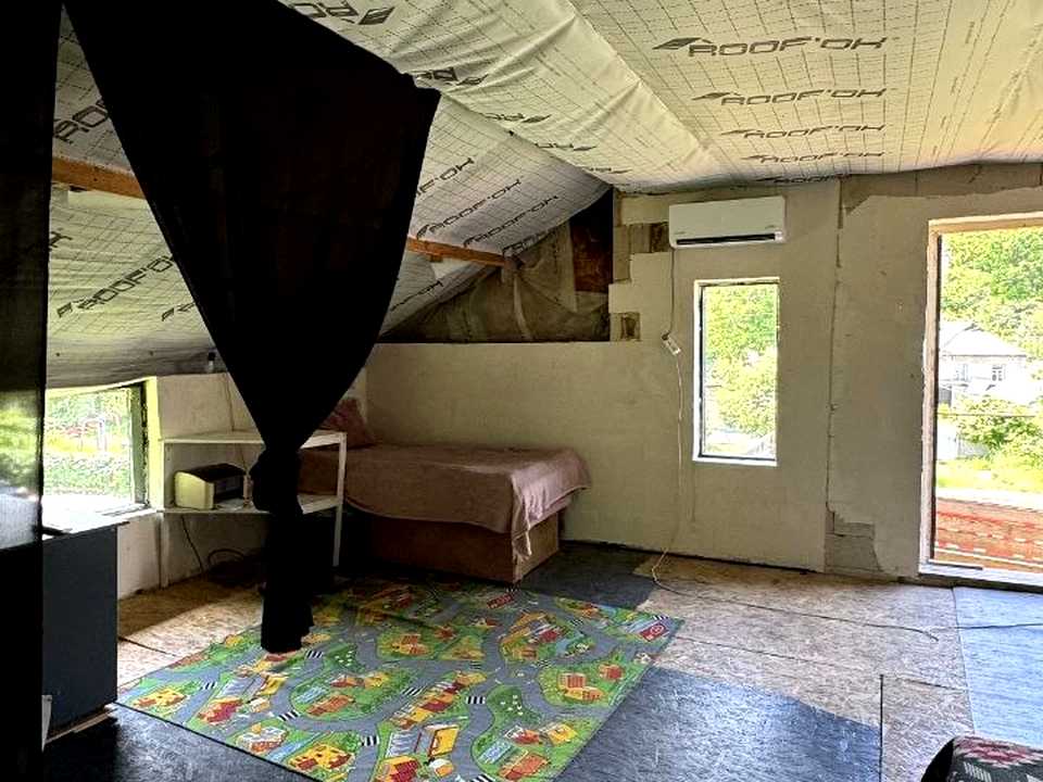 1870073679101703