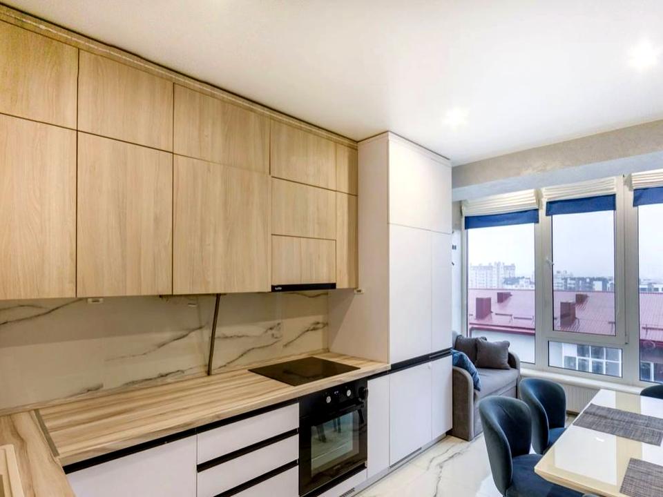 1870251271484531