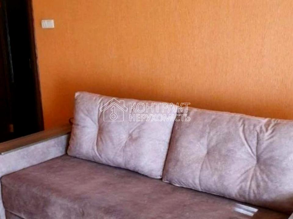 1870331429918171