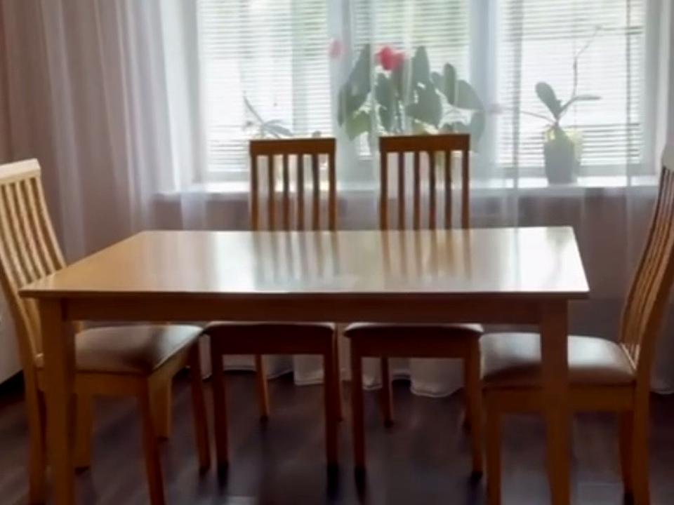 1870633588928244
