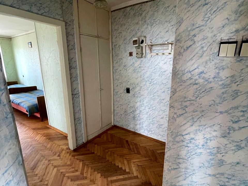 1870698194142227