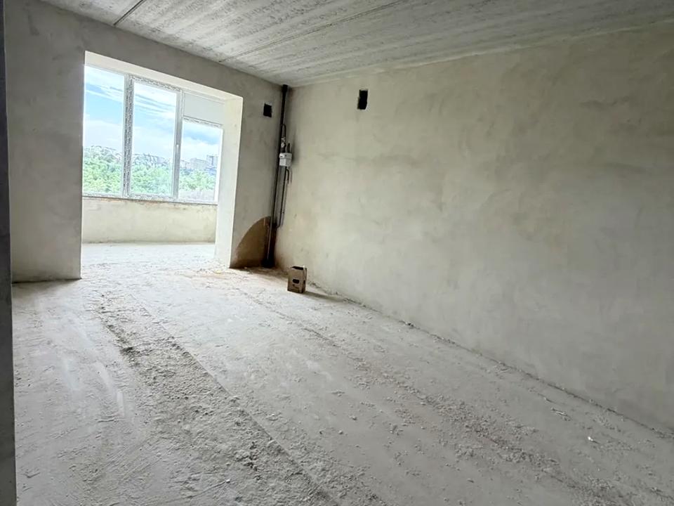 1870725024709509