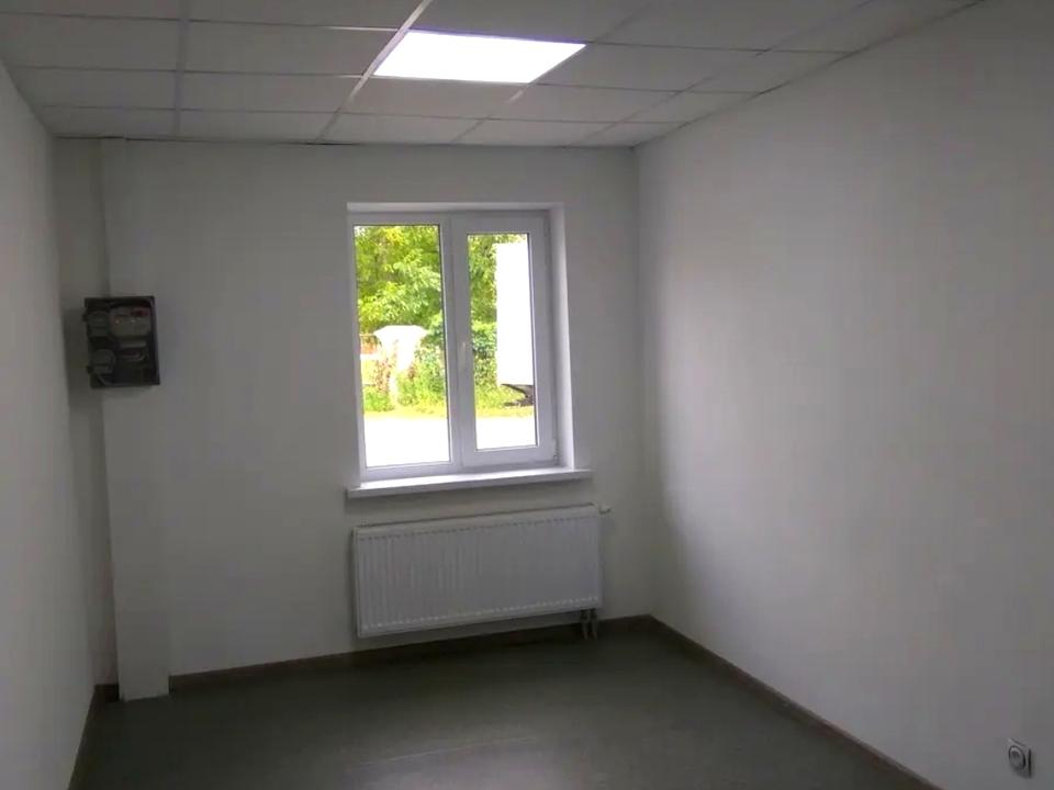 1870780916986905