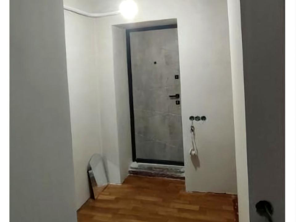 1870851775631118