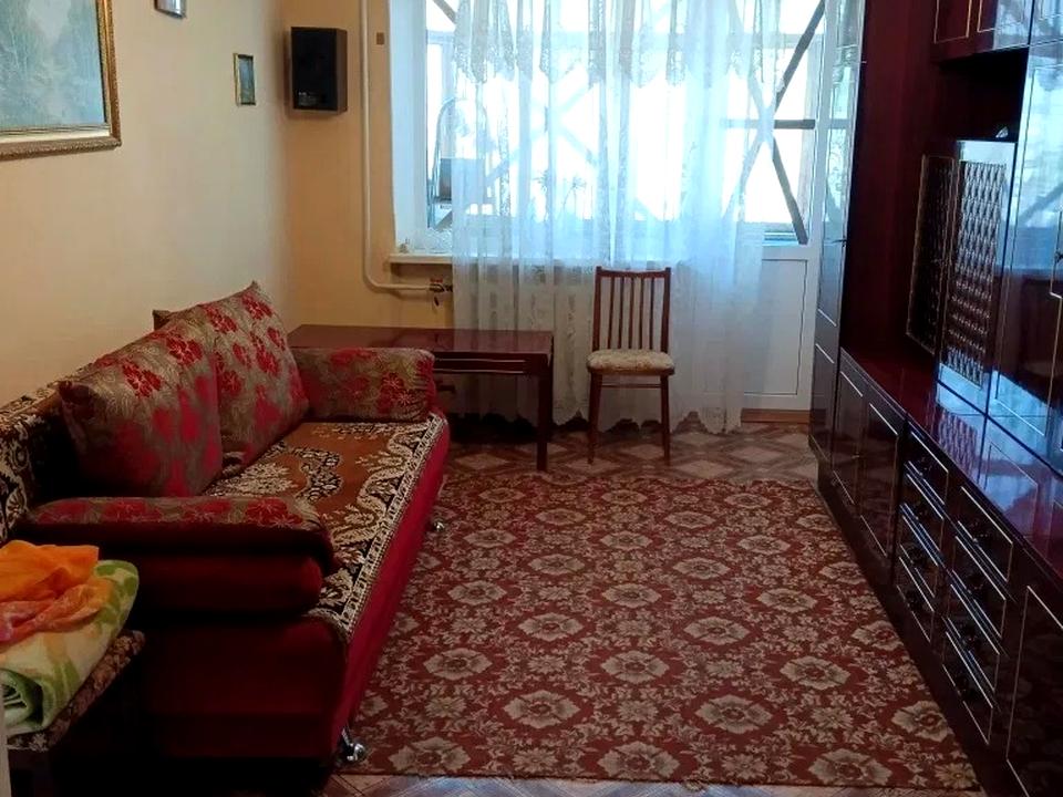 1871357855237143