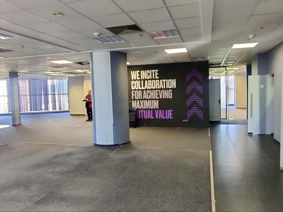 1871404431349430