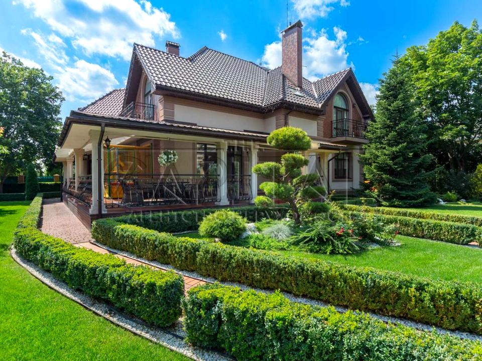 1871406850478310