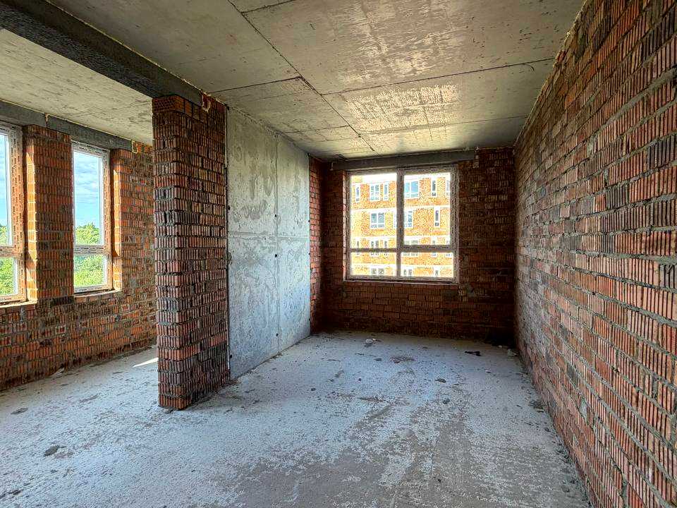 1871437135860030