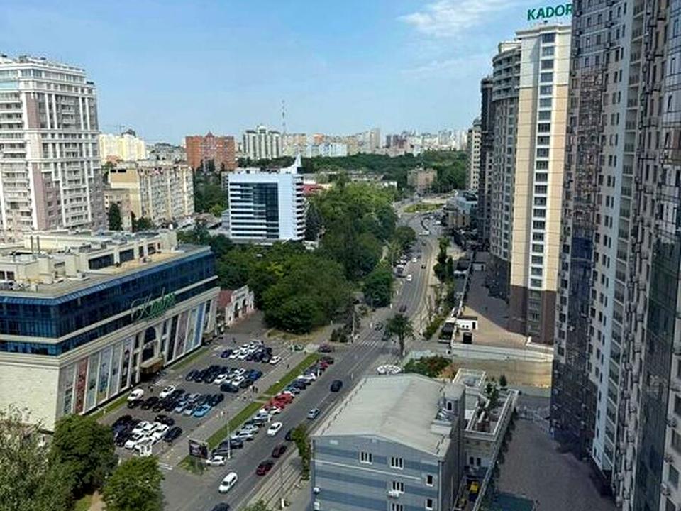 1871603968108409