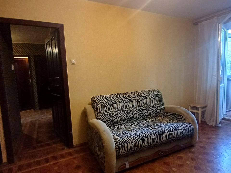 1871807449144831