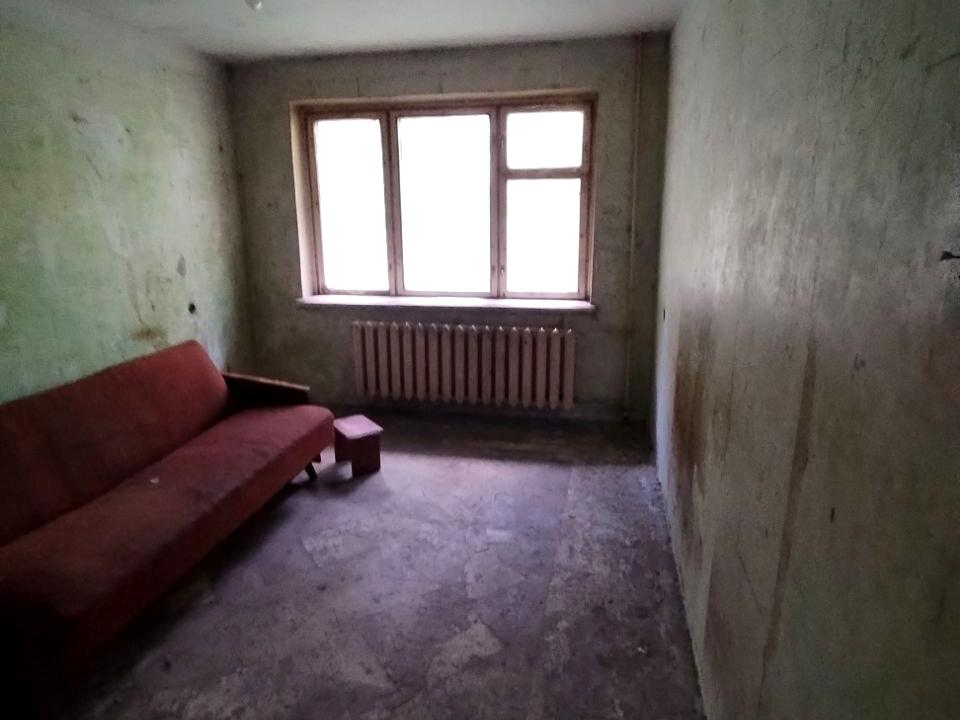 1871860883818084