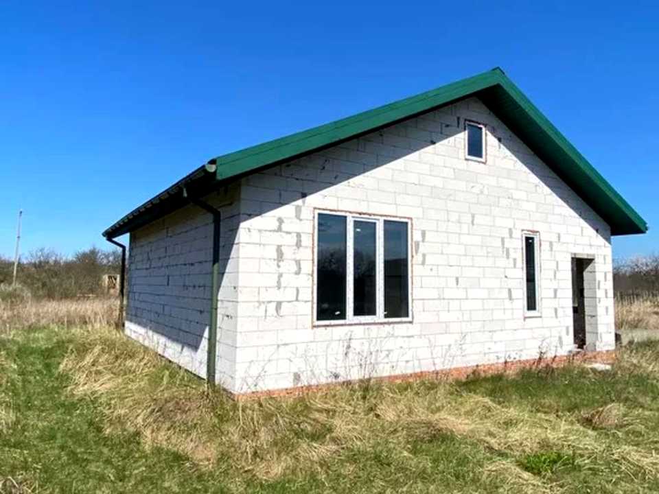 1871903933879837
