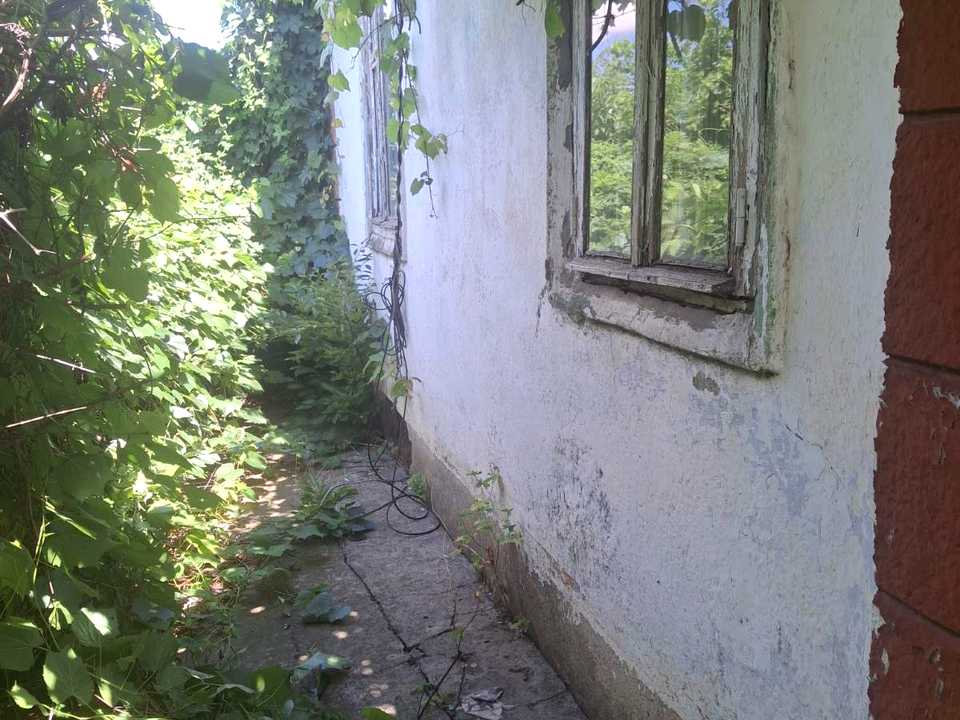 1871938272254152