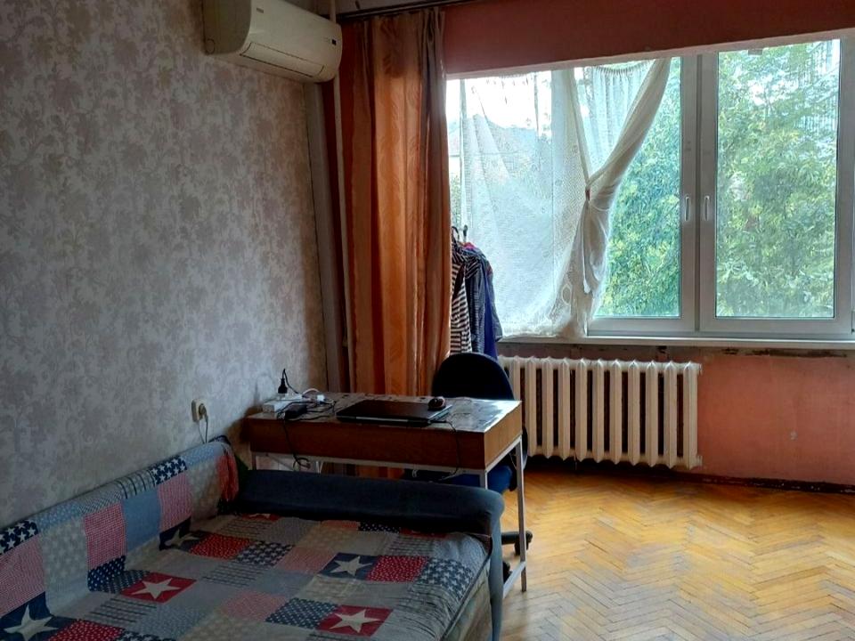 1871952514047073