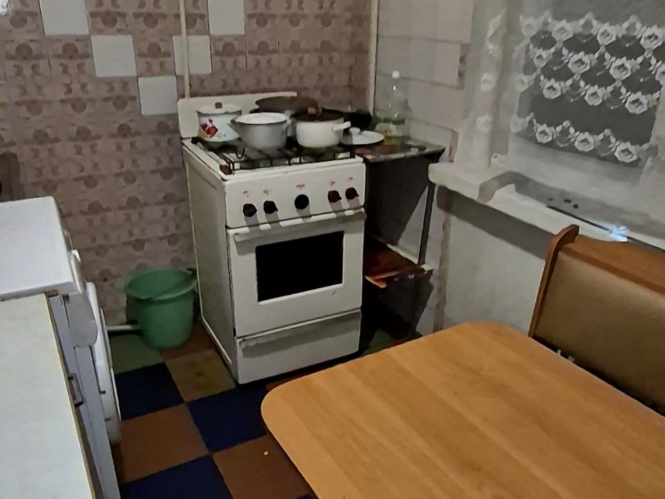 1872330231618388