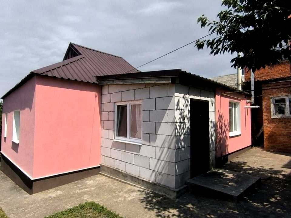 1872497772118553