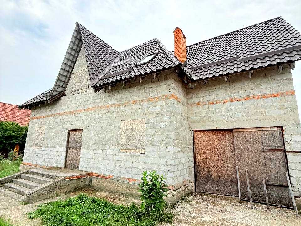 1872505568956909