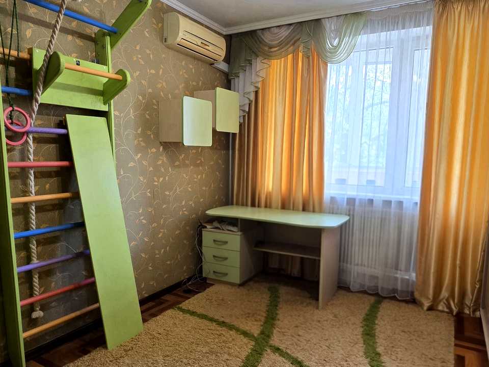 1872589905536043