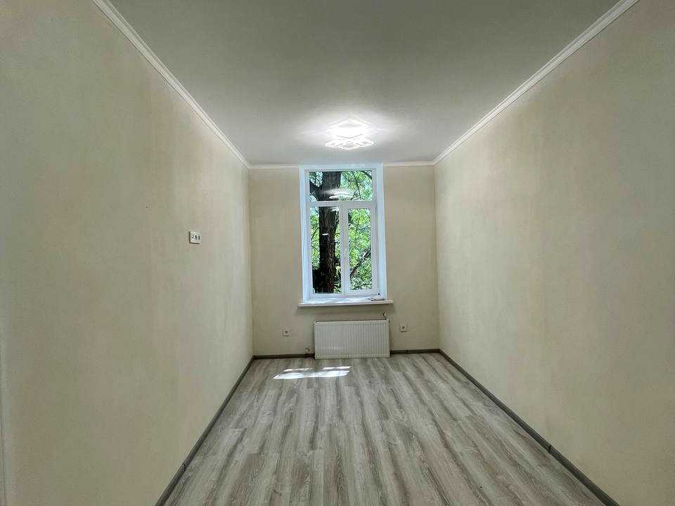 1872673313087982