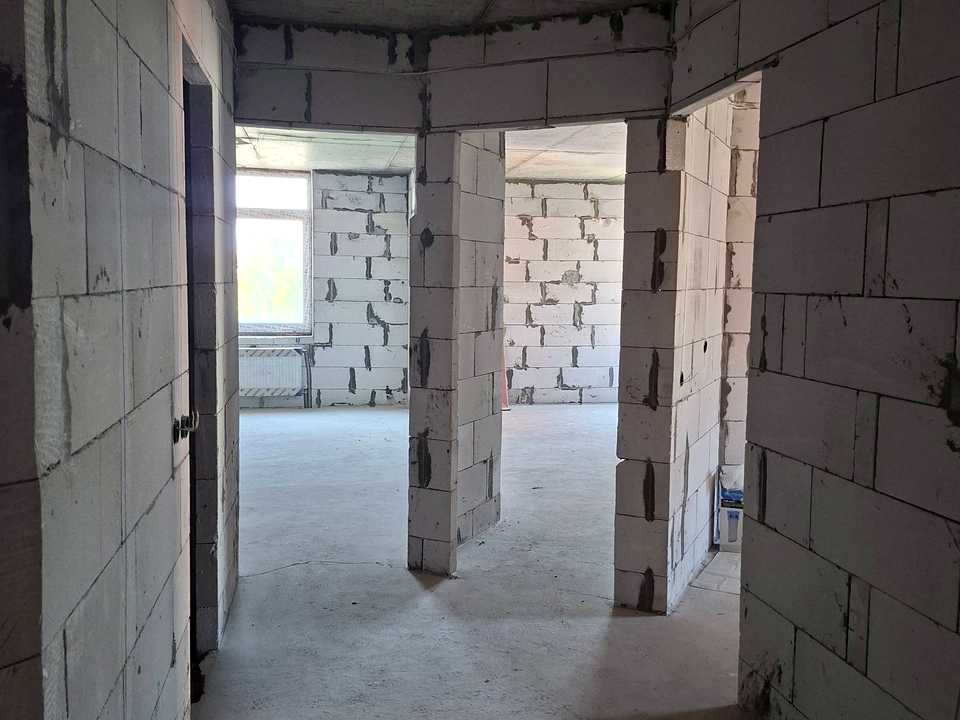 1872685394374458