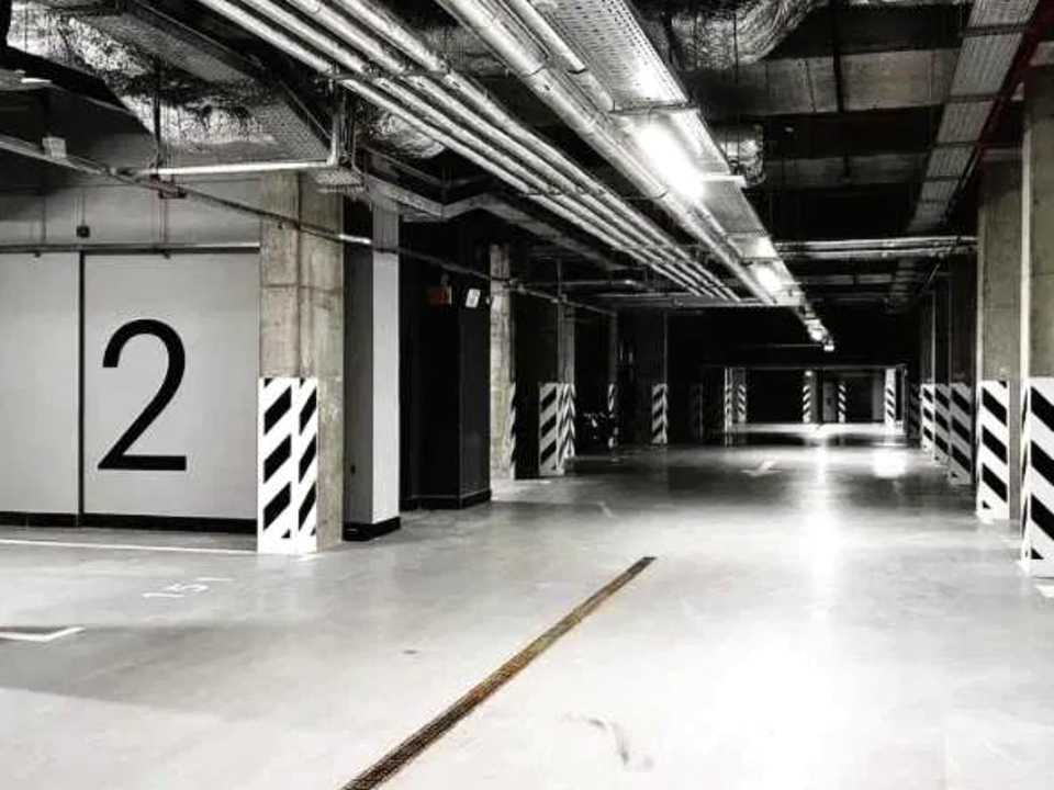 1872945648797328