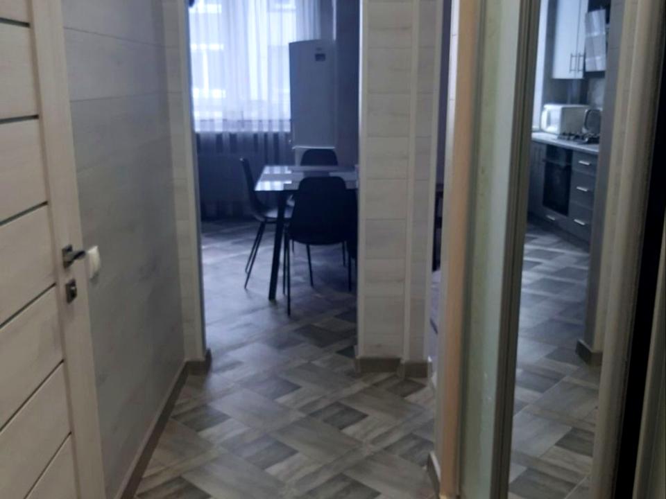 1872952623297683