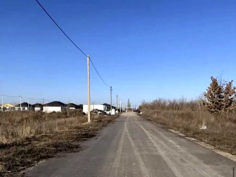 1872965774167657