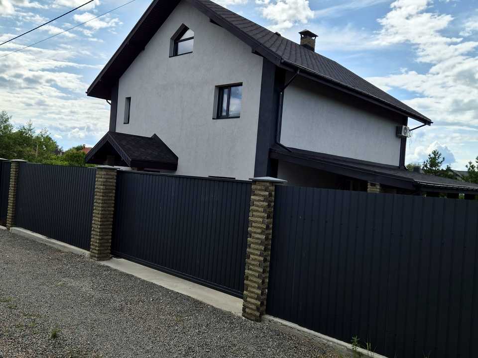 1873048057075537