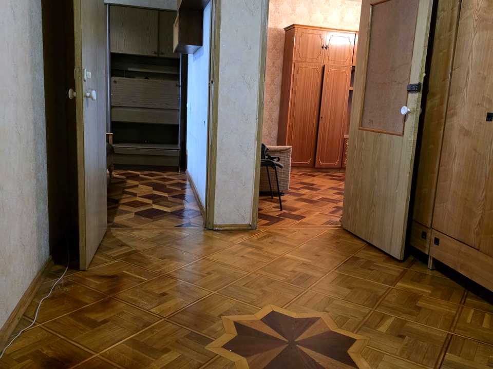 1873206187843998