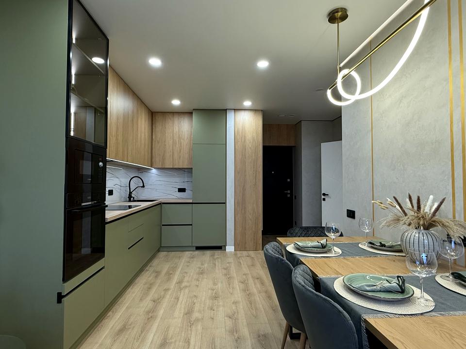 1873222099707824