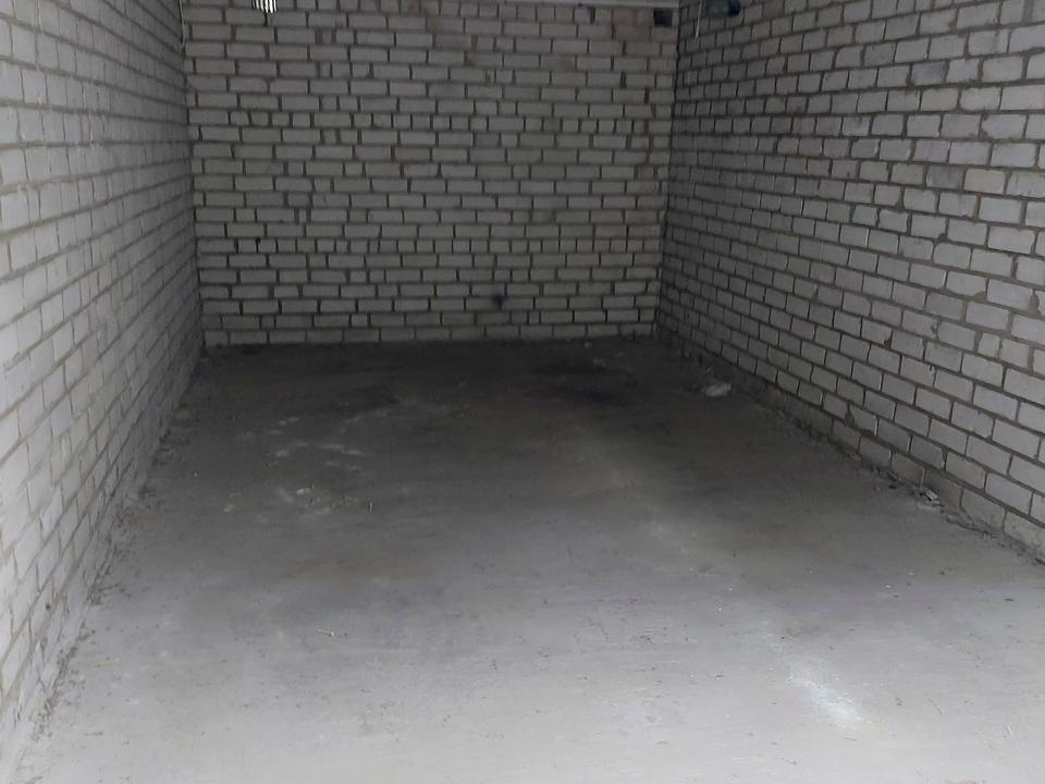 1873226768002356