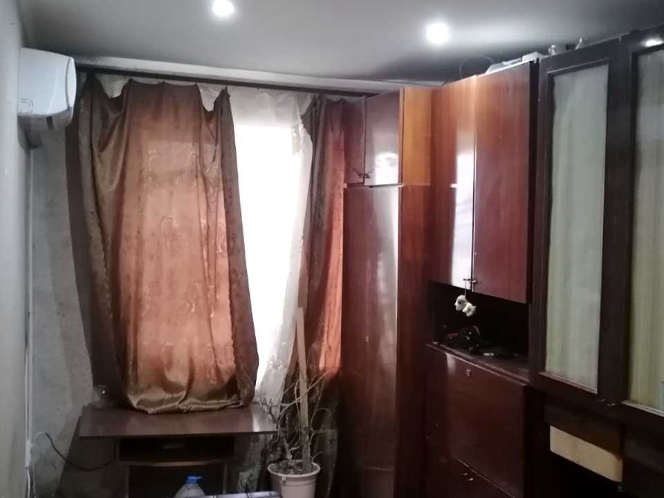 1873334458049459