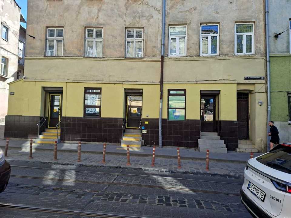 1873403213769354