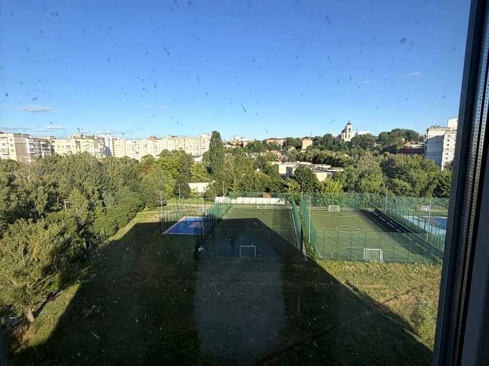 1873488399418164