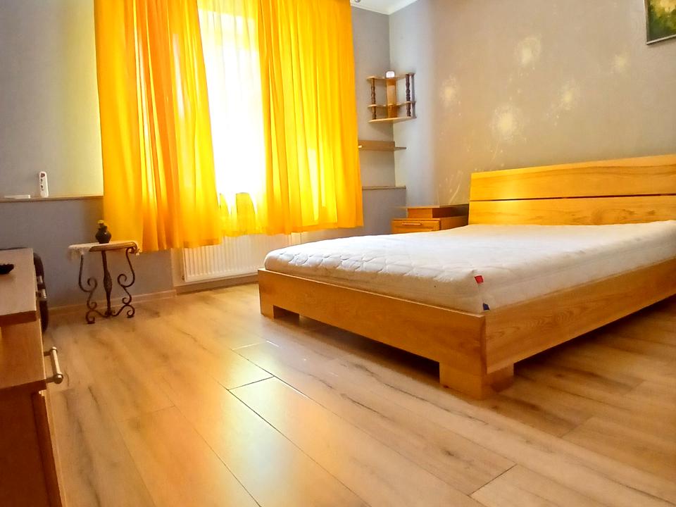 1873539450212693