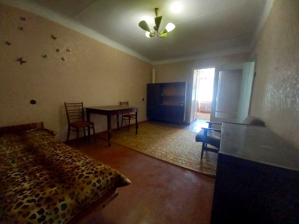 1873774784165646